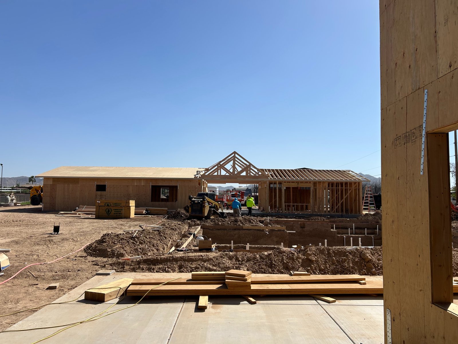 HDZ Carpentry LLC